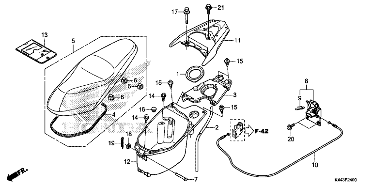 SEAT/LUGGAGE BOX