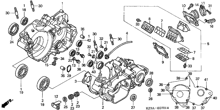 CRANKCASE (CR250R3)