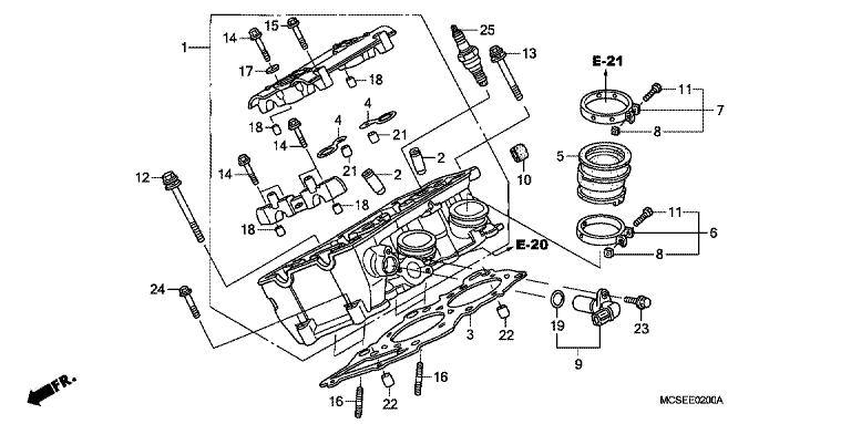 RIGHT CYLINDER HEAD