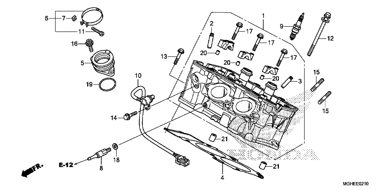 CYLINDER HEAD