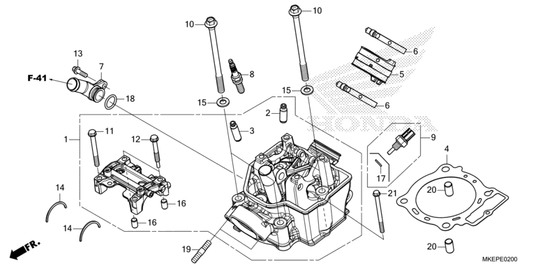 CYLINDER HEAD